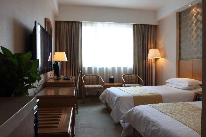 East China 3*
